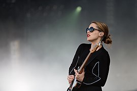 Anna Calvi sur la scène Kerouac.