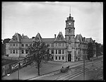 Looking east towards Albert Park showing the Auckland Public Library, taken 1905.