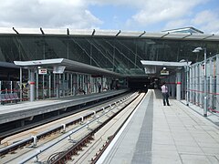 De DLR sporen aan de Stratford International tak op maaiveld niveau