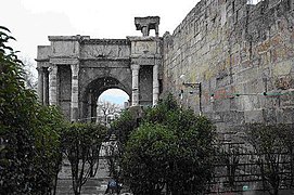 Porte de Caracalla, Tébessa, Algérie.