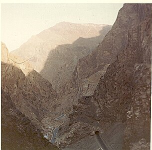 The Tang-e Gharu canyon east of Kabul