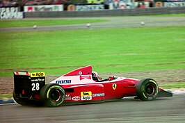 Gerhard Berger tijdens de Britse GP van 1993