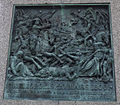 الجنرال كليبر منتصرًا في هليوبوليس، 20 مارس 1800، بواسطة فيليب جراس. نحت عام في ساحة كليبر في ستراسبورغ.