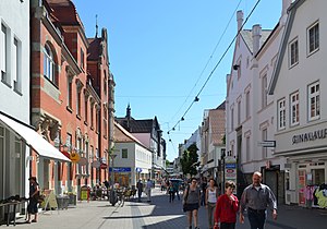 Lange Straße avec l'ancien bureau de poste.