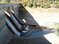 Vorsperre luftseitig bei niedrigem Wasserstand in der Hauptsperre