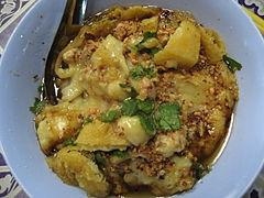 To hpu nway (warm Shan tofu) and to hpu gyaw (Shan tofu fritters) salad combines the creamy and crispy forms into a satisfying meal.