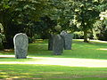 Magdalena Abakanowicz: Neun-Figuren-Raum (1990)