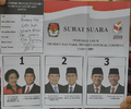 Image 71Indonesian 2009 election ballot. Since 2004, Indonesians are able to vote their president directly. (from History of Indonesia)