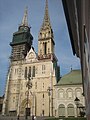 Vue de la Cathédrale avec sa Place