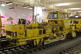 Régaleuse en gare de Paris-Nord.