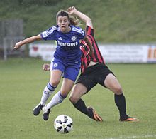 Laura Rafferty competing for Chelsea, اوت ۲۰۱۴