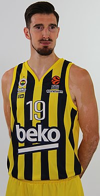 Nando de Colo v dresu Fenerbahçe, 2021