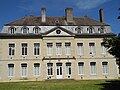 Façade ouest du château, côté jardin.