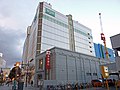 うすい百貨店と秋田銀行郡山支店（2010/04/07）