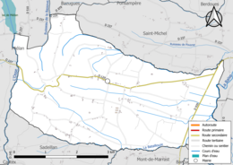 Carte en couleur présentant le réseau hydrographique de la commune