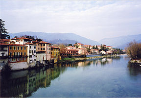 Die Brenta in Bassano del Grappa