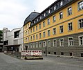 Altes Stadthaus nach dem Umbau zum Haus der Bildung, dahinter das neue Eingangsgebäude