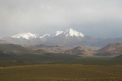 利佩兹火山， 一座火山