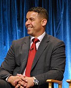 Jon Huertas jwe kòm Miguel.