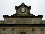 Detalle do edificio.