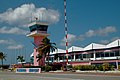 Os flamingos emprestam seu nome e sua cor ao aeroporto de Bonaire