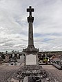 Kreuz auf dem Dorffriedhof