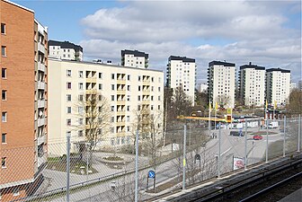 Bebyggelse öster om Rågsved centrum.