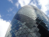 Le 30 St Mary Axe à Londres.