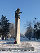 Statue de Nurken Abdirov (en).