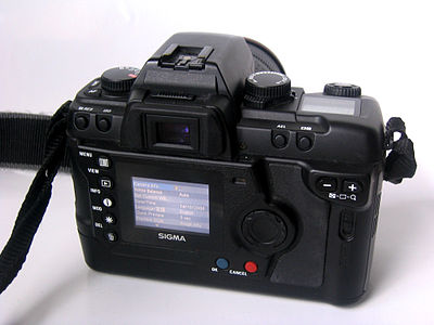 Sigma SD9 back