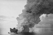 Vulkanausbruch von Surtsey. Eine neue Insel entsteht vor der Küste.