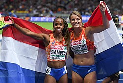 Die Medaillengewinnerinnen Jamile Samuel, Bronze (links) und Dafne Schippers, Silber