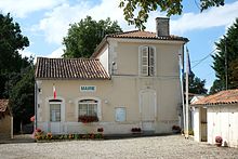 671 - Mairie - Bazauges.jpg