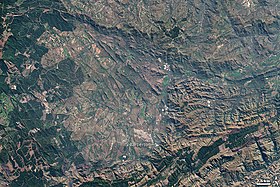 Image satellite des montagnes.