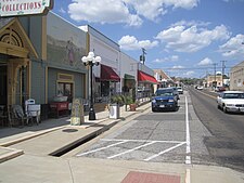 Antique shops in Gladewater