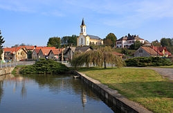 Náves ve Skořenicích