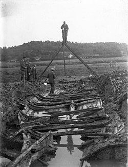 Dokumentation av Äskekärrskeppet vid utgrävningen 1933.