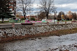 Скејт-парк на брегот на Брегалница