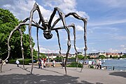 Maman von Louise Bourgeois auf dem Bürkliplatz, Juni bis Juli 2011