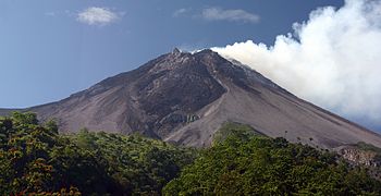 Merapi Yanardağı, Endonezya