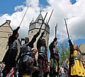 Ritter im Burghof beim Mittelalterfest
