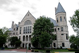 Juzgado del Condado de Wayne, Indiana; arquitecto James W. McLaughlin, finalizado ed 1893).