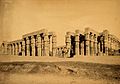 Veduta del Tempio di Amon-Ra a Luxor. Fotografia d'epoca (1870).