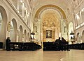 À l'intérieur de la Basilique de Notre-Dame du Rosaire de Fátima.