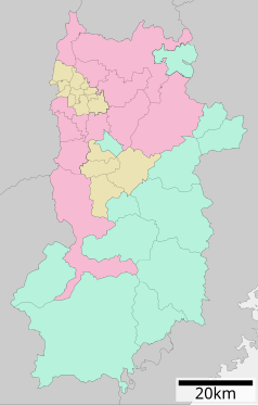 Mapa konturowa prefektury Nara, blisko centrum po prawej na dole znajduje się punkt z opisem „Kamikitayama”