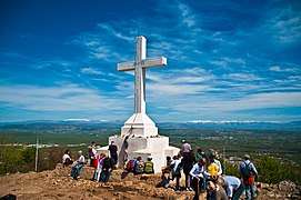 Croix au sommet de la colline de Križevac