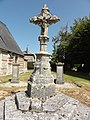 Croix de l'ancien cimetière.