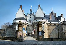 Photo of the castle gate