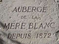 Plaque commémorative, Auberge de la mère Blanc, à Vonnas.