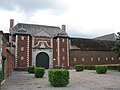 2008 : portail de l'ancienne abbaye de la Paix-Dieu désaffectée.